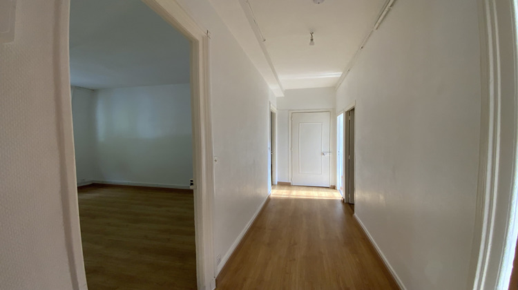 Ma-Cabane - Location Appartement Les Andelys, 56 m²