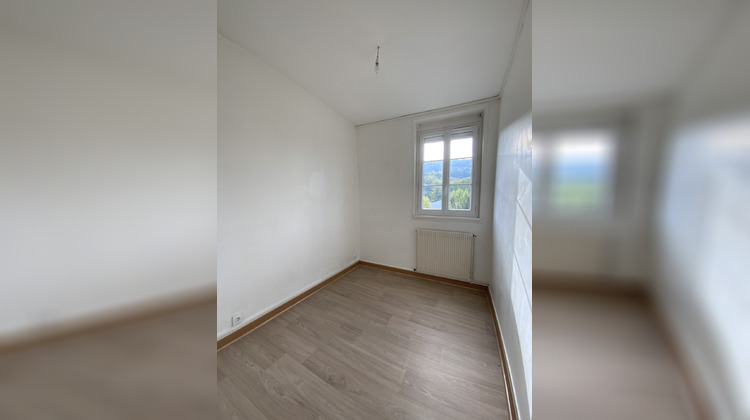 Ma-Cabane - Location Appartement Les Andelys, 56 m²