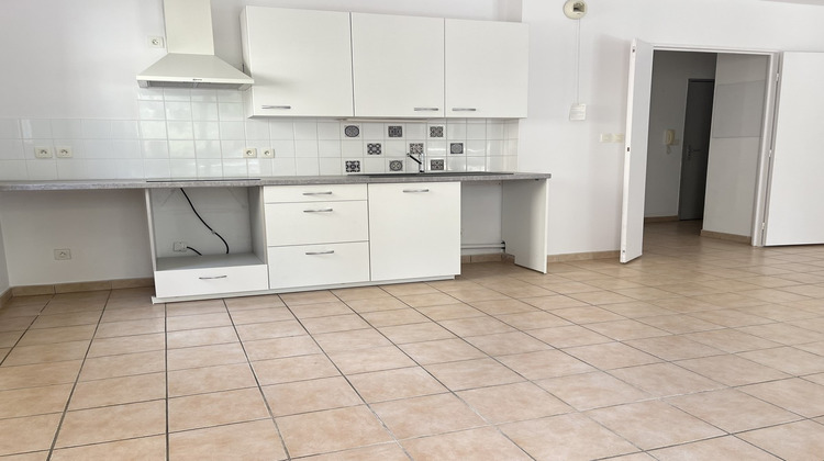 Ma-Cabane - Location Appartement LES ANGLES, 63 m²