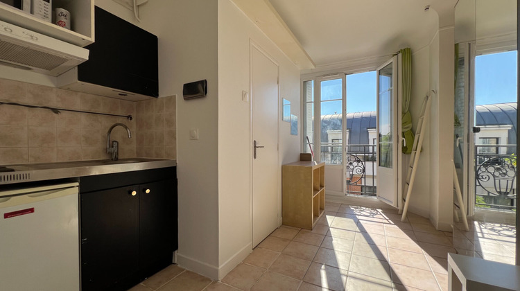 Ma-Cabane - Location Appartement LES LILAS, 14 m²