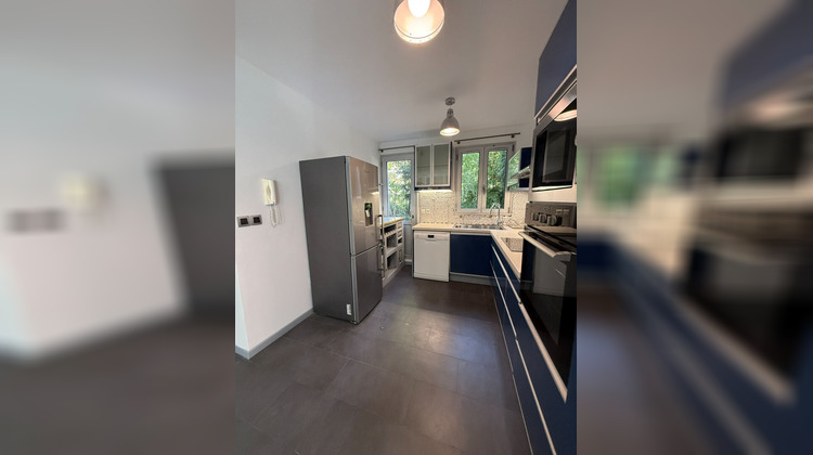 Ma-Cabane - Location Appartement LES LILAS, 71 m²