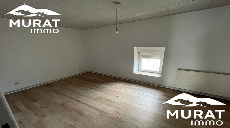 Ma-Cabane - Location Appartement Les Martres-de-Veyre, 66 m²