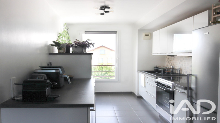Ma-Cabane - Location Appartement Les Mureaux, 64 m²