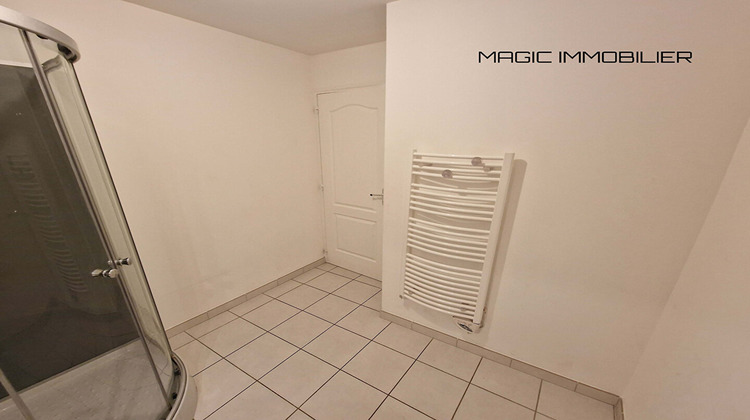 Ma-Cabane - Location Appartement LES NEYROLLES, 55 m²