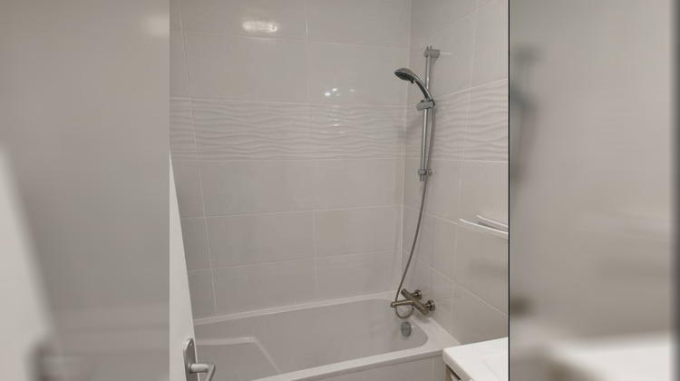 Ma-Cabane - Location Appartement LES PAVILLONS SOUS BOIS, 70 m²