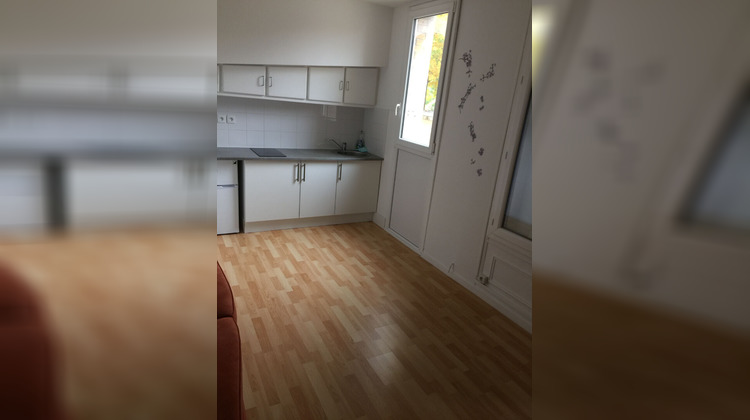 Ma-Cabane - Location Appartement LES PAVILLONS-SOUS-BOIS, 17 m²