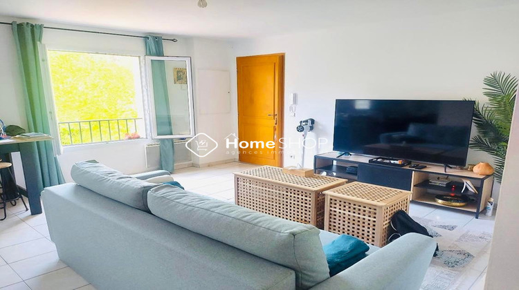 Ma-Cabane - Location Appartement Les Pennes-Mirabeau, 54 m²