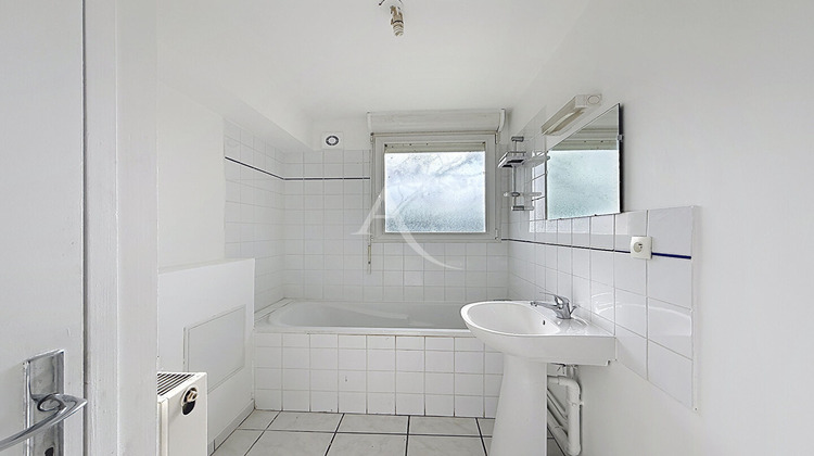 Ma-Cabane - Location Appartement LES PONTS-DE-CE, 51 m²