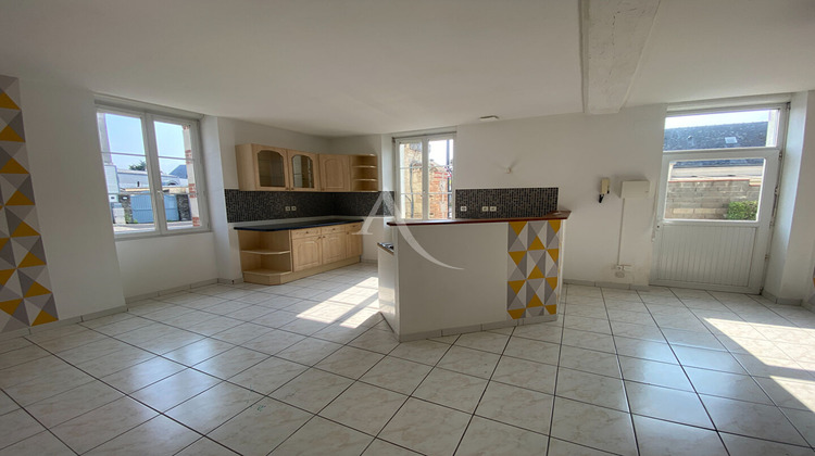 Ma-Cabane - Location Appartement LES PONTS-DE-CE, 60 m²