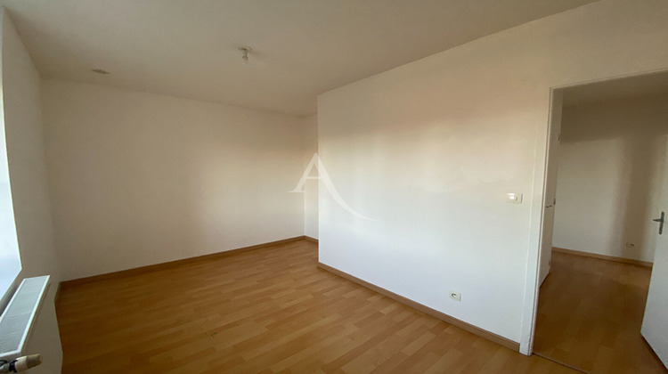 Ma-Cabane - Location Appartement LES PONTS-DE-CE, 60 m²