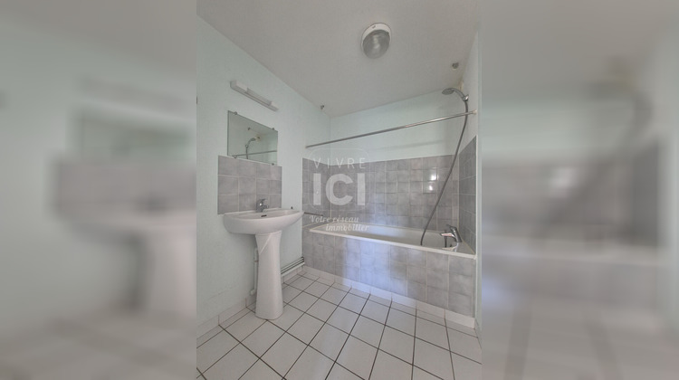 Ma-Cabane - Location Appartement LES PONTS-DE-CE, 53 m²