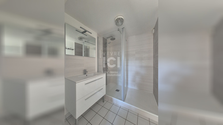 Ma-Cabane - Location Appartement LES PONTS-DE-CE, 54 m²