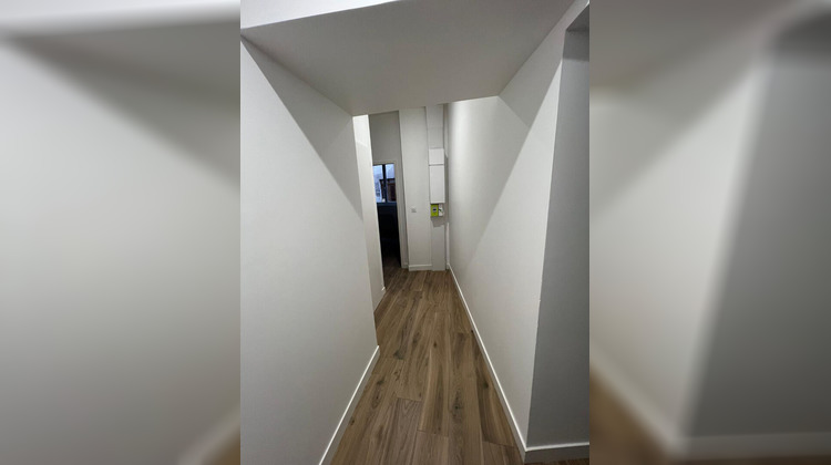 Ma-Cabane - Location Appartement LES ROCHES-DE-CONDRIEU, 94 m²