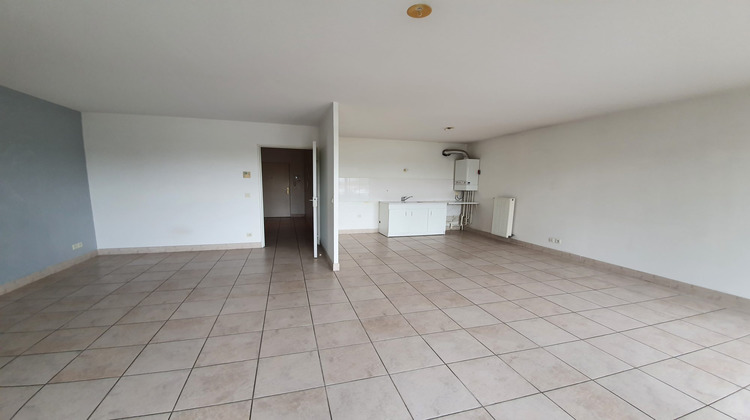 Ma-Cabane - Location Appartement Les Roches-de-Condrieu, 78 m²