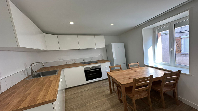 Ma-Cabane - Location Appartement LES ROCHES-DE-CONDRIEU, 78 m²