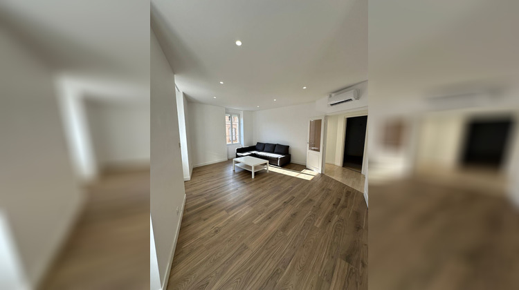 Ma-Cabane - Location Appartement LES ROCHES-DE-CONDRIEU, 78 m²