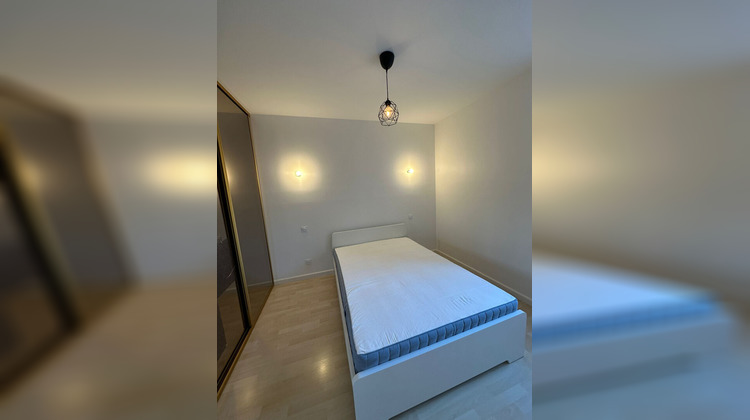 Ma-Cabane - Location Appartement LES ROCHES-DE-CONDRIEU, 78 m²