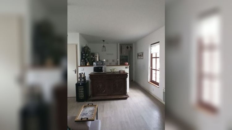 Ma-Cabane - Location Appartement LES ROSIERS-SUR-LOIRE, 60 m²