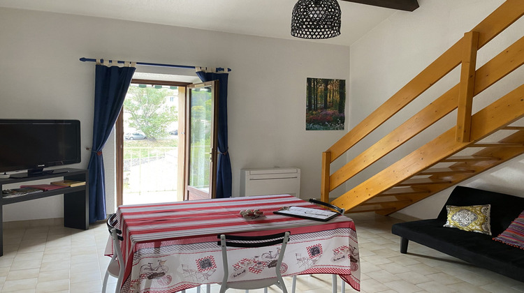 Ma-Cabane - Location Appartement Les Vans, 64 m²