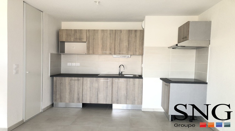 Ma-Cabane - Location Appartement Lespinasse, 64 m²