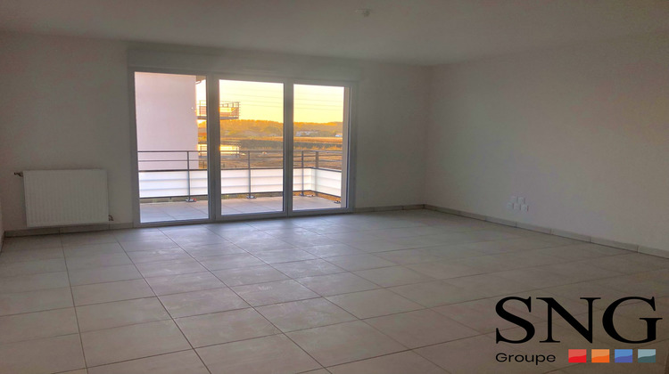 Ma-Cabane - Location Appartement Lespinasse, 64 m²