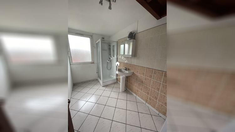 Ma-Cabane - Location Appartement Lesquin, 45 m²