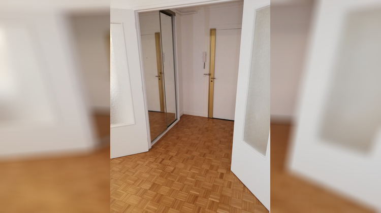 Ma-Cabane - Location Appartement LEVALLOIS-PERRET, 51 m²