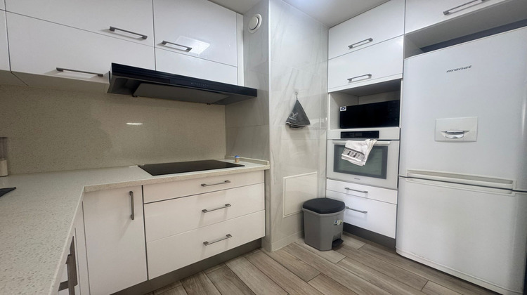 Ma-Cabane - Location Appartement Levallois-Perret, 66 m²