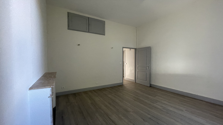 Ma-Cabane - Location Appartement Lézignan-Corbières, 55 m²