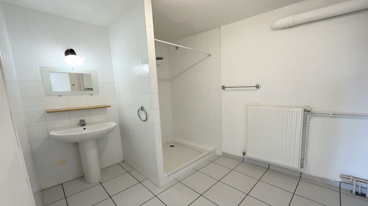 Ma-Cabane - Location Appartement Lézigneux, 102 m²