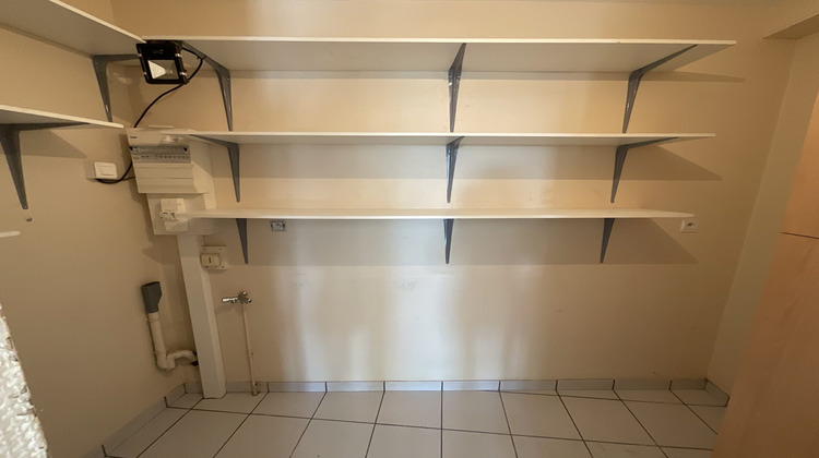 Ma-Cabane - Location Appartement Lézigneux, 102 m²