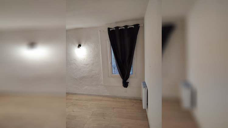 Ma-Cabane - Location Appartement Liausson, 37 m²