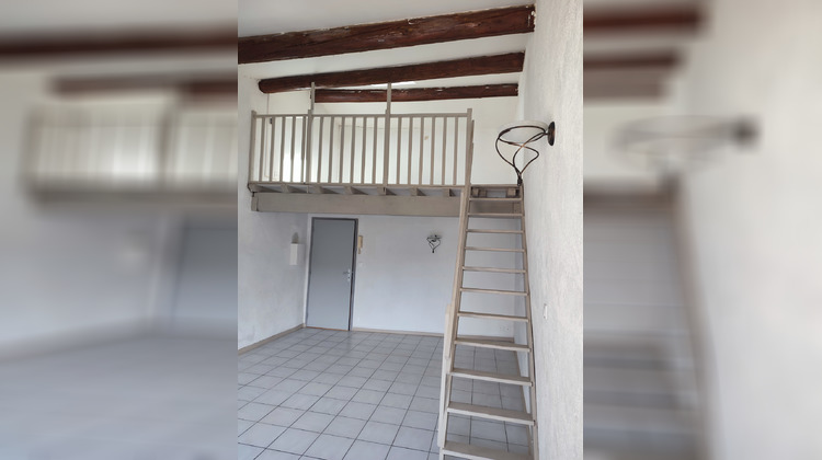 Ma-Cabane - Location Appartement Liausson, 45 m²