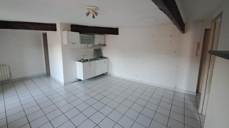 Ma-Cabane - Location Appartement Liausson, 50 m²