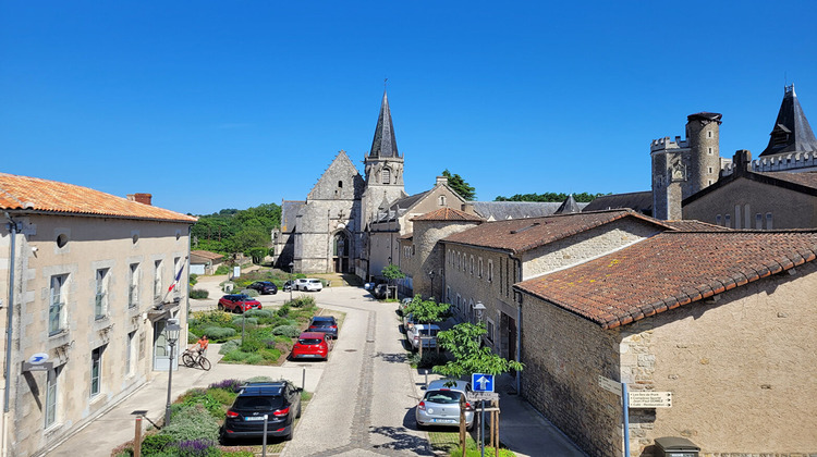 Ma-Cabane - Location Appartement LIGUGE, 19 m²