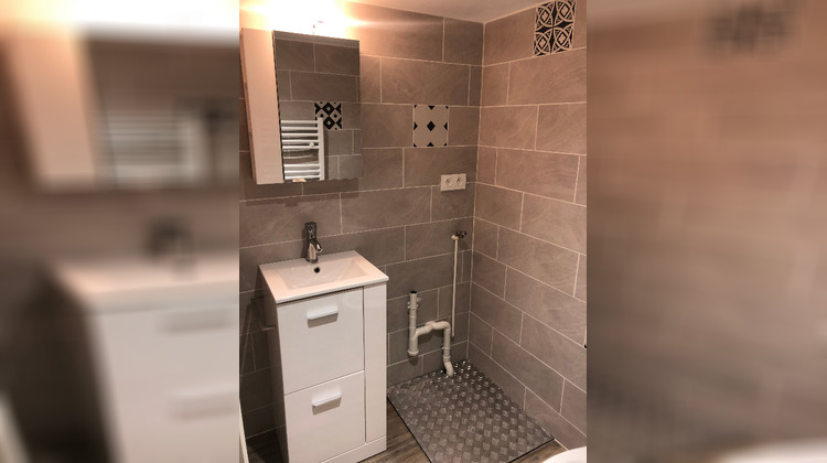 Ma-Cabane - Location Appartement LIGUGE, 41 m²