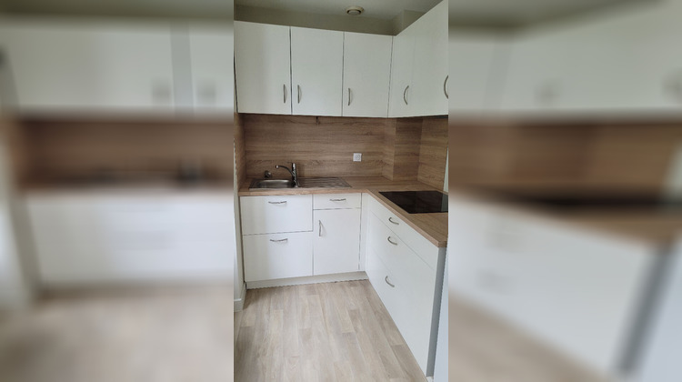 Ma-Cabane - Location Appartement LIGUGE, 40 m²