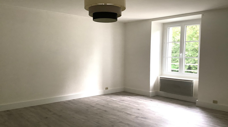 Ma-Cabane - Location Appartement LIGUGE, 40 m²