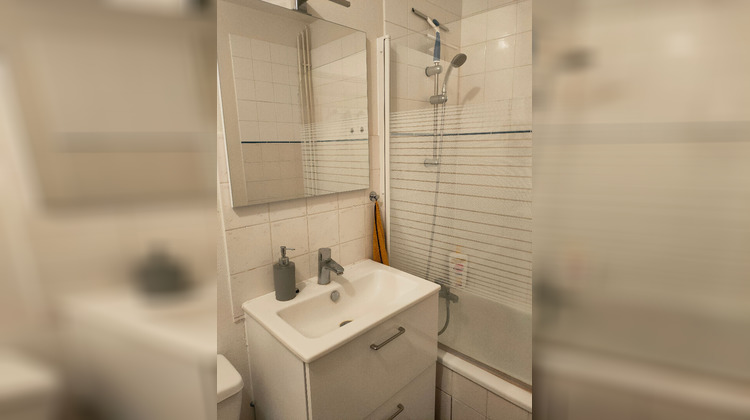 Ma-Cabane - Location Appartement LIGUGE, 40 m²