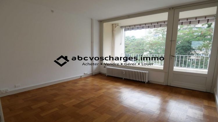 Ma-Cabane - Location Appartement LILLE, 82 m²
