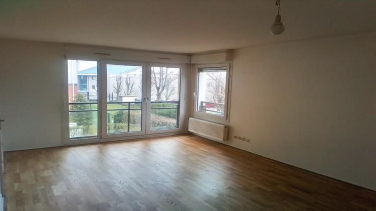 Ma-Cabane - Location Appartement LILLE, 65 m²