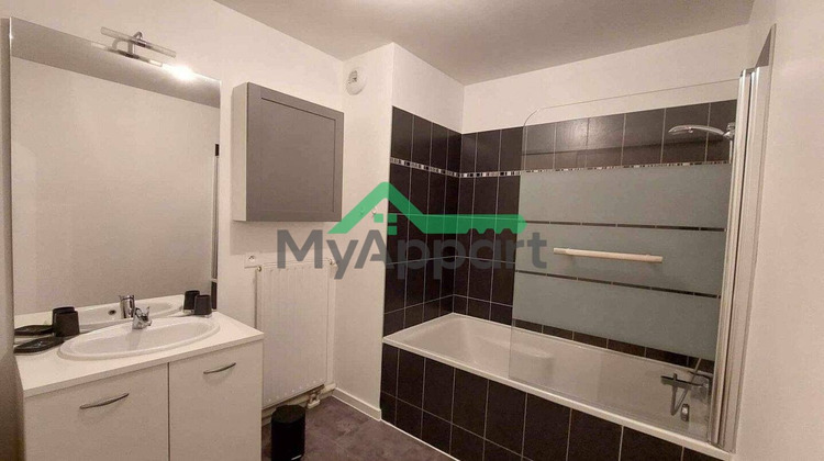 Ma-Cabane - Location Appartement Lille, 70 m²