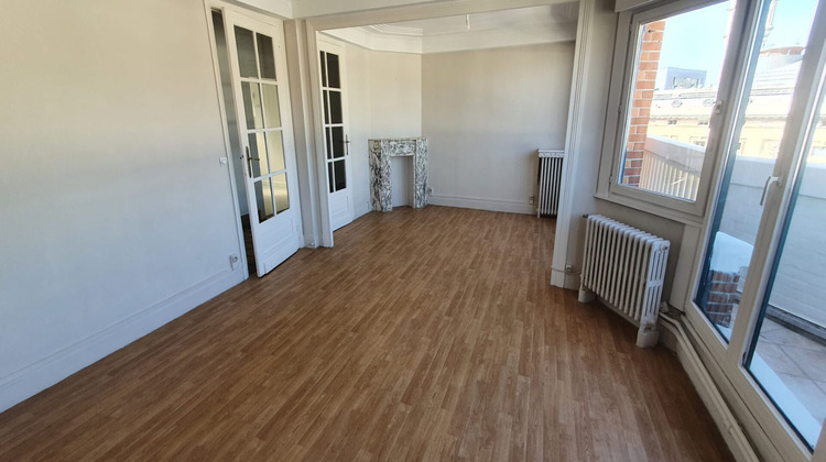 Ma-Cabane - Location Appartement LILLE, 76 m²