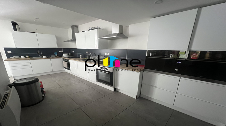 Ma-Cabane - Location Appartement Lille, 238 m²