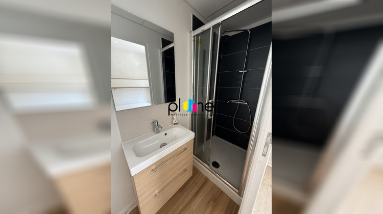 Ma-Cabane - Location Appartement Lille, 238 m²