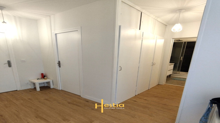 Ma-Cabane - Location Appartement LILLE, 12 m²