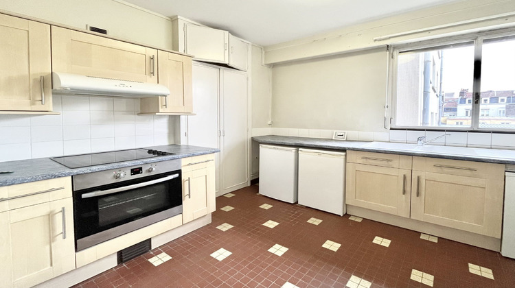 Ma-Cabane - Location Appartement Lille, 45 m²