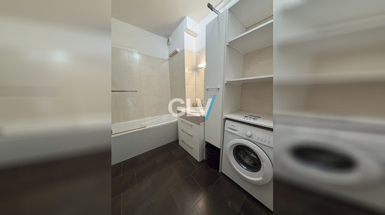 Ma-Cabane - Location Appartement LILLE, 56 m²