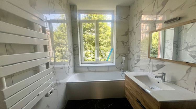 Ma-Cabane - Location Appartement LILLE, 57 m²