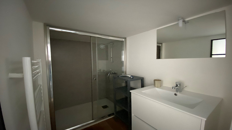 Ma-Cabane - Location Appartement LILLE, 51 m²